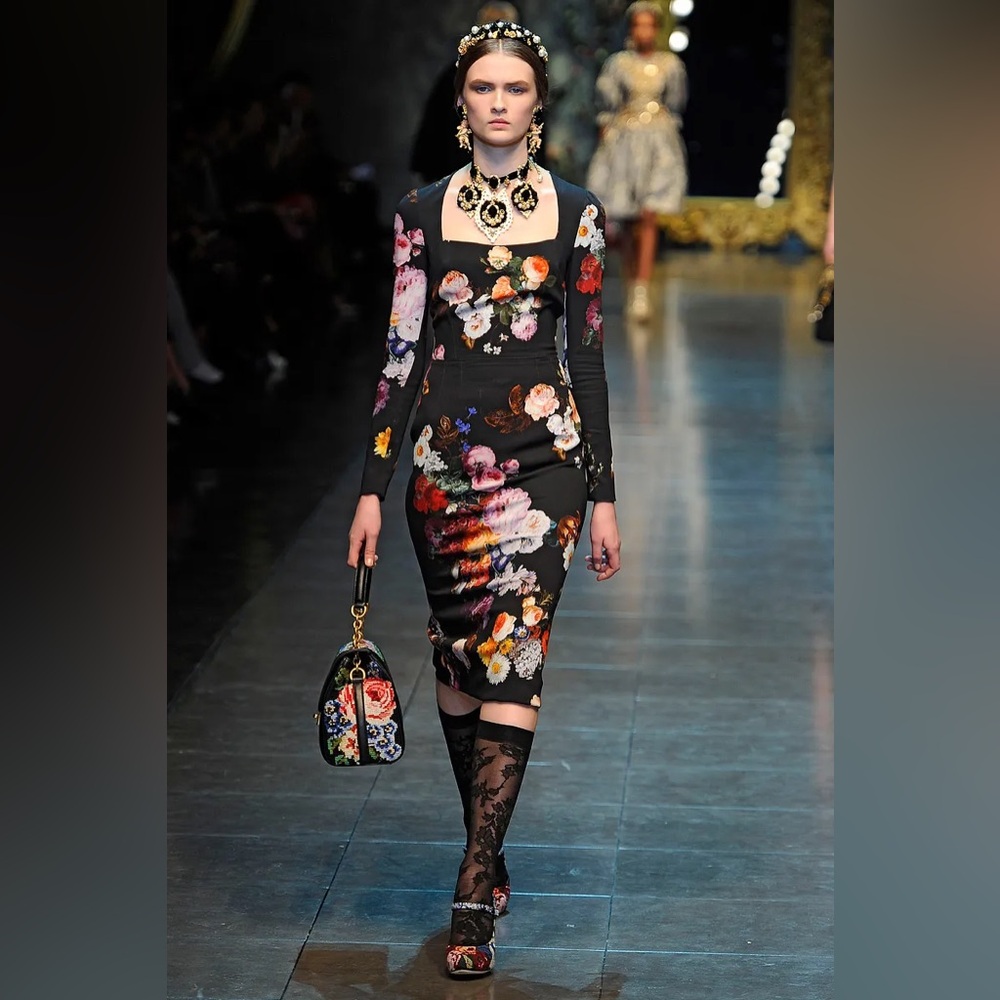Fall 2012 🌹 Dolce & Gabbana Baroque Art Black Floral Sheath Dress Size IT38 XS